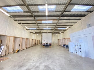 More details for 9 Avenue Du Maréchal De Lattre De Tassigny, Meyzieu - Flex for Sale