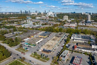 1875 Leslie St, Toronto, ON - Aerial  map view