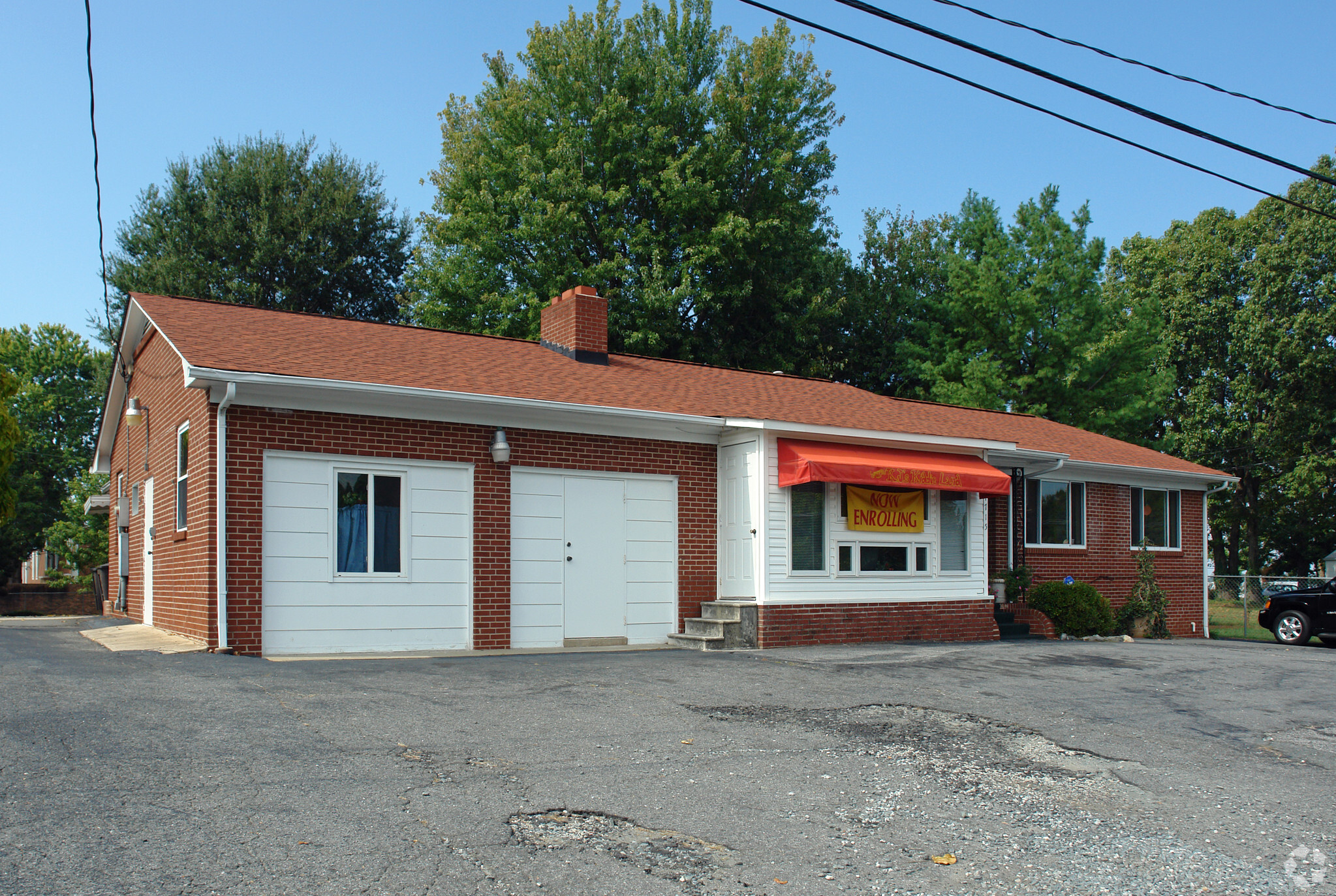 1715 Brewer Rd, Winston-Salem, NC for sale Primary Photo- Image 1 of 1