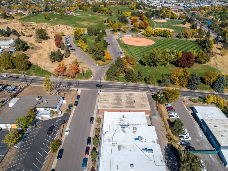 1900 S Navajo St, Denver, CO à vendre - Photo du bâtiment - Image 3 de 13