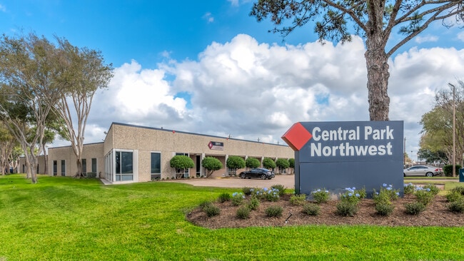More details for 2500 Central Pky, Houston, TX - Industrial for Lease