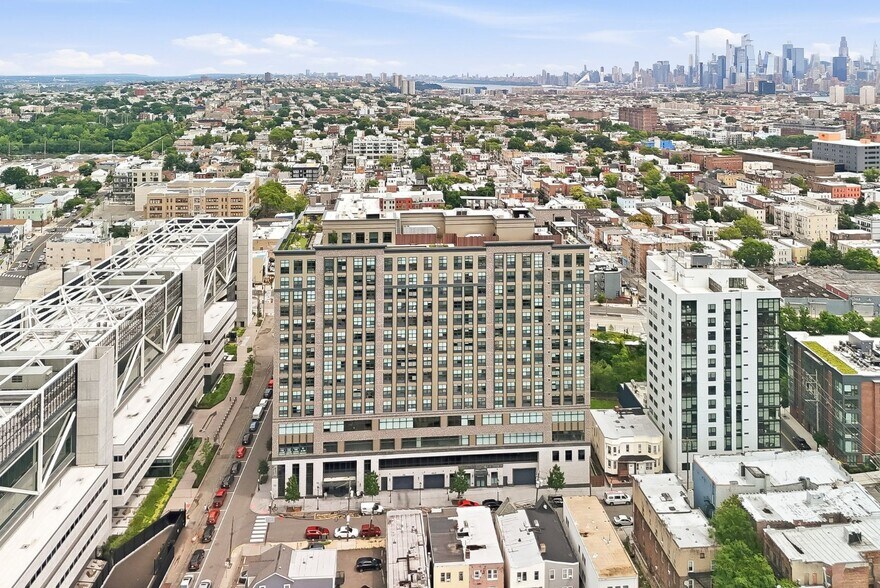 32 Oakland Ave, Jersey City, NJ à louer - Photo du bâtiment - Image 3 de 8