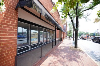 Plus de détails pour 12 N East St, Frederick, MD - Commerce de détail à louer
