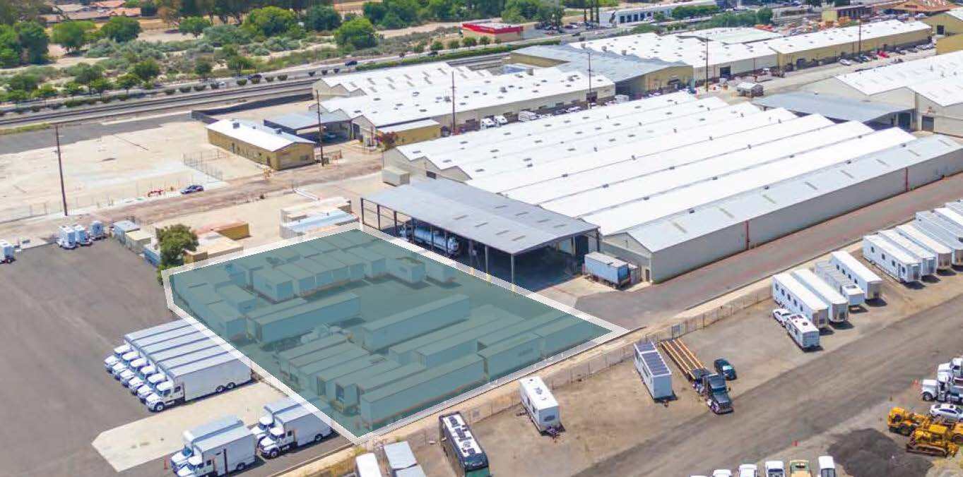 25530 Springbrook Ave, Santa Clarita, CA à louer Photo principale- Image 1 de 5