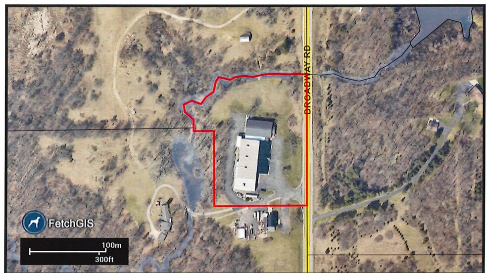 1351 N M 43 Hwy, Hastings, MI à louer - Photo du bâtiment - Image 3 de 9