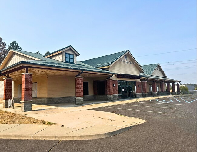 More details for 10505 N Newport Hwy, Spokane, WA - Retail for Sale