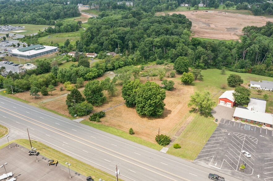 1195 Centre Tpke, Orwigsburg, PA à vendre - Photo du bâtiment - Image 2 de 18