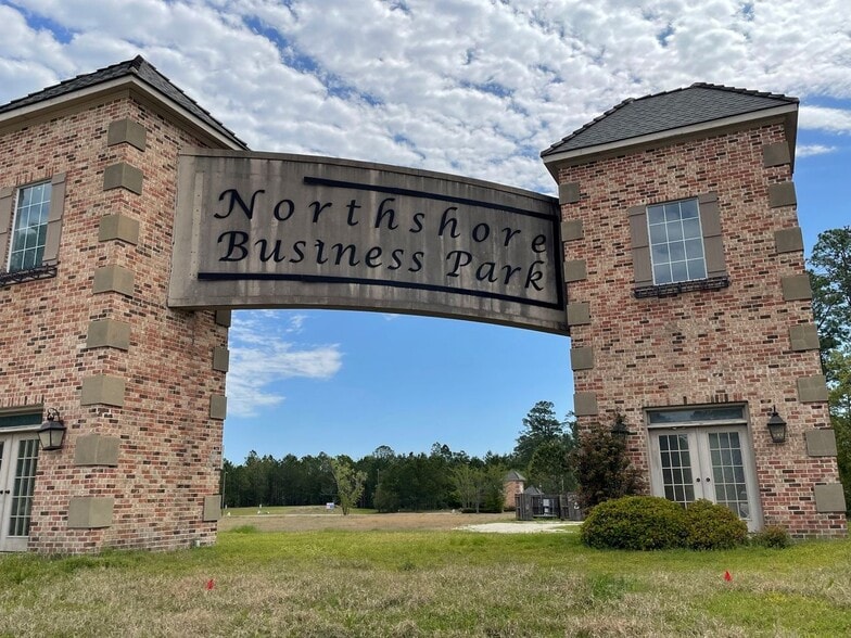 140 E I 10 Service Rd, Slidell, LA à vendre - Photo du bâtiment - Image 3 de 6