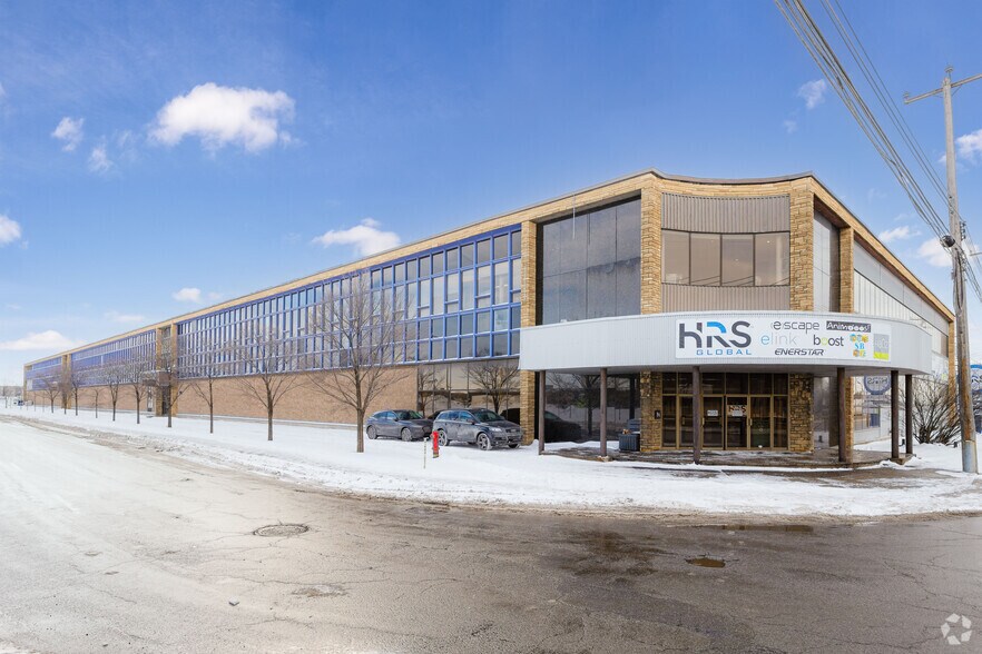 10050 Ch De La Côte-De-Liesse, Montréal, QC for lease - Primary Photo - Image 1 of 5