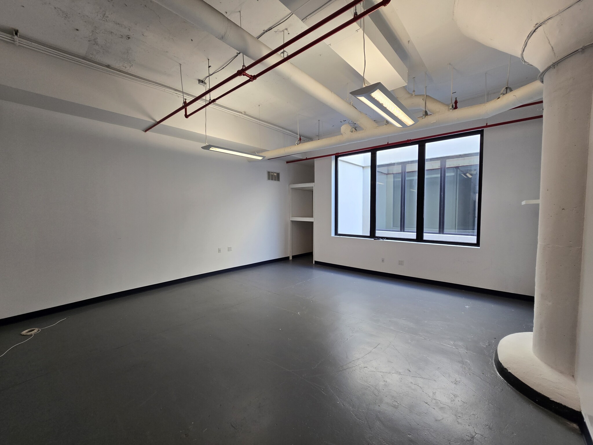 1000 Dean St, Brooklyn, NY for lease Interior Photo- Image 1 of 6