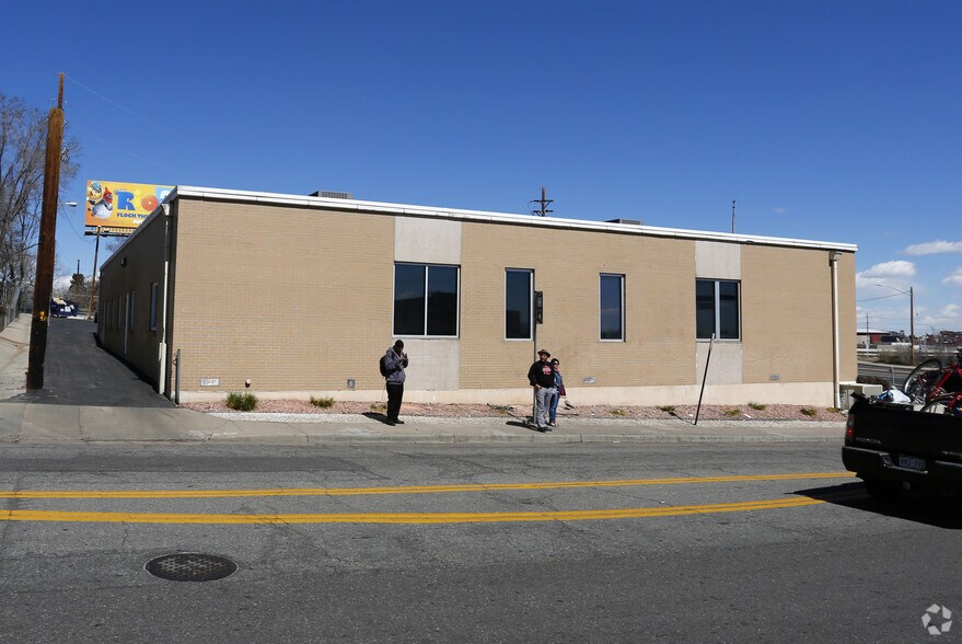 1405 Federal Blvd, Denver, CO for sale - Building Photo - Image 2 of 2