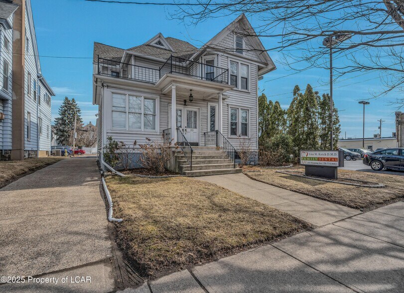 333 Wyoming Ave, Kingston, PA à vendre - Photo du bâtiment - Image 3 de 9