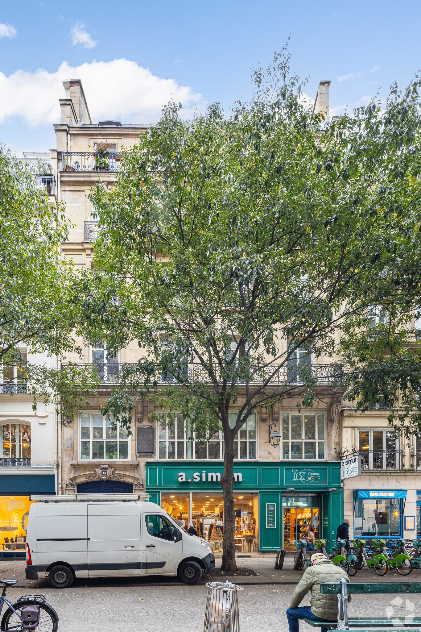 48 Rue Montmartre, Paris for lease Primary Photo- Image 1 of 5