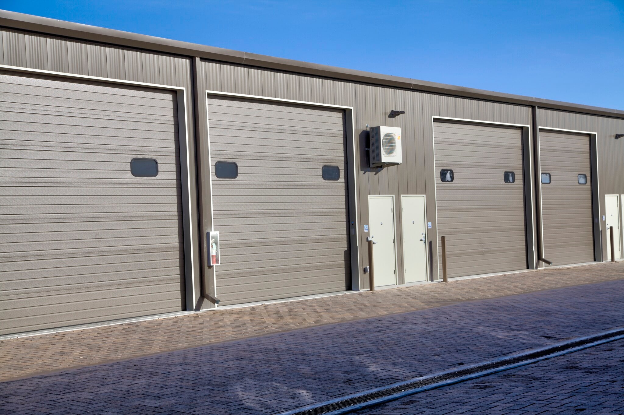 560-580 Ames St, Lakewood, CO for lease Building Photo- Image 1 of 18