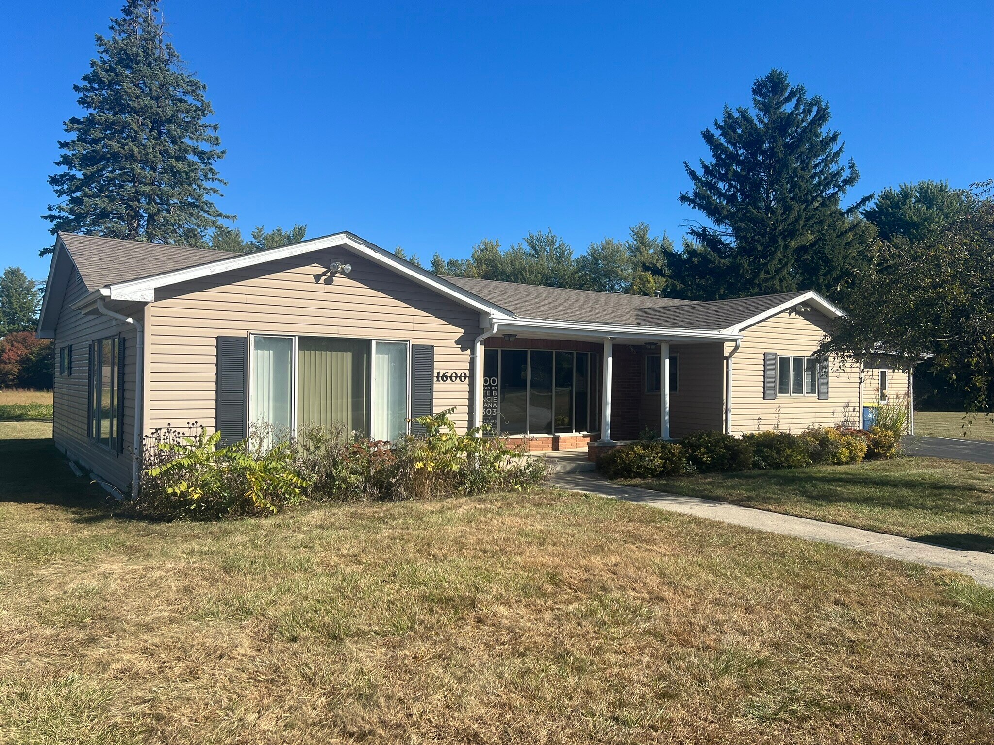 1600 W Riggin Rd, Muncie, IN for lease Building Photo- Image 1 of 9