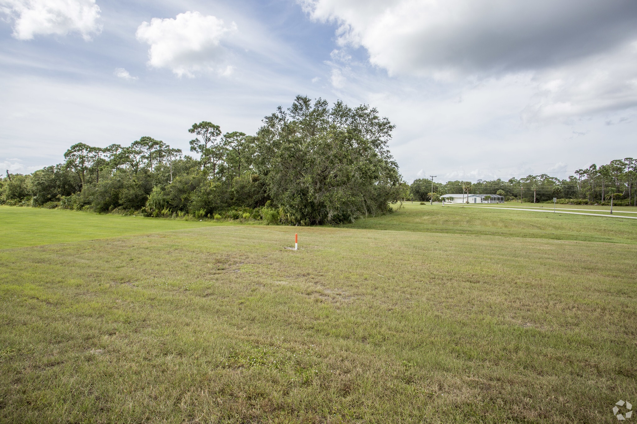 24631 Yacht Club Blvd, Punta Gorda, FL for lease Primary Photo- Image 1 of 3