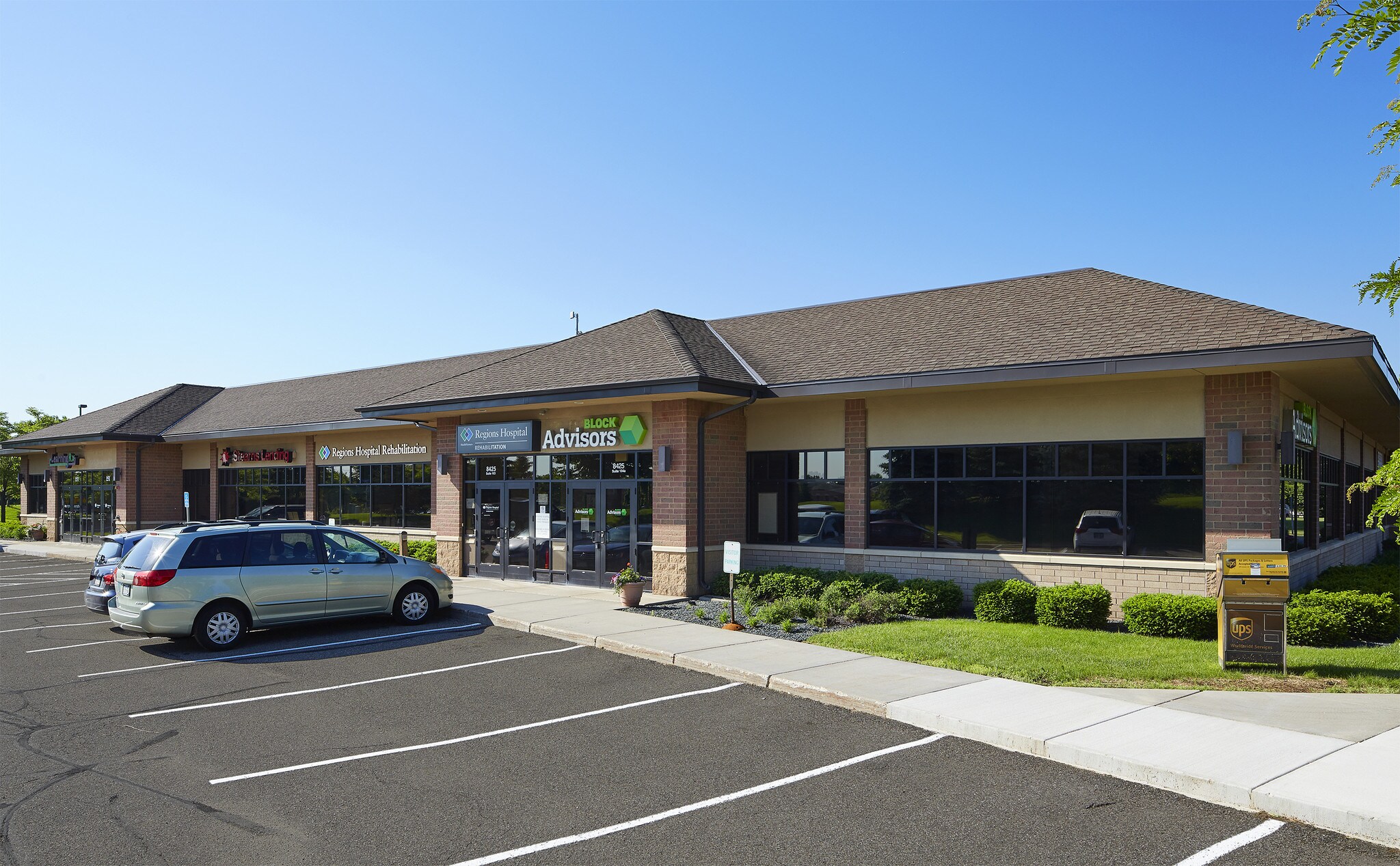 8425 Seasons Pky, Woodbury, MN à louer Photo principale- Image 1 de 6