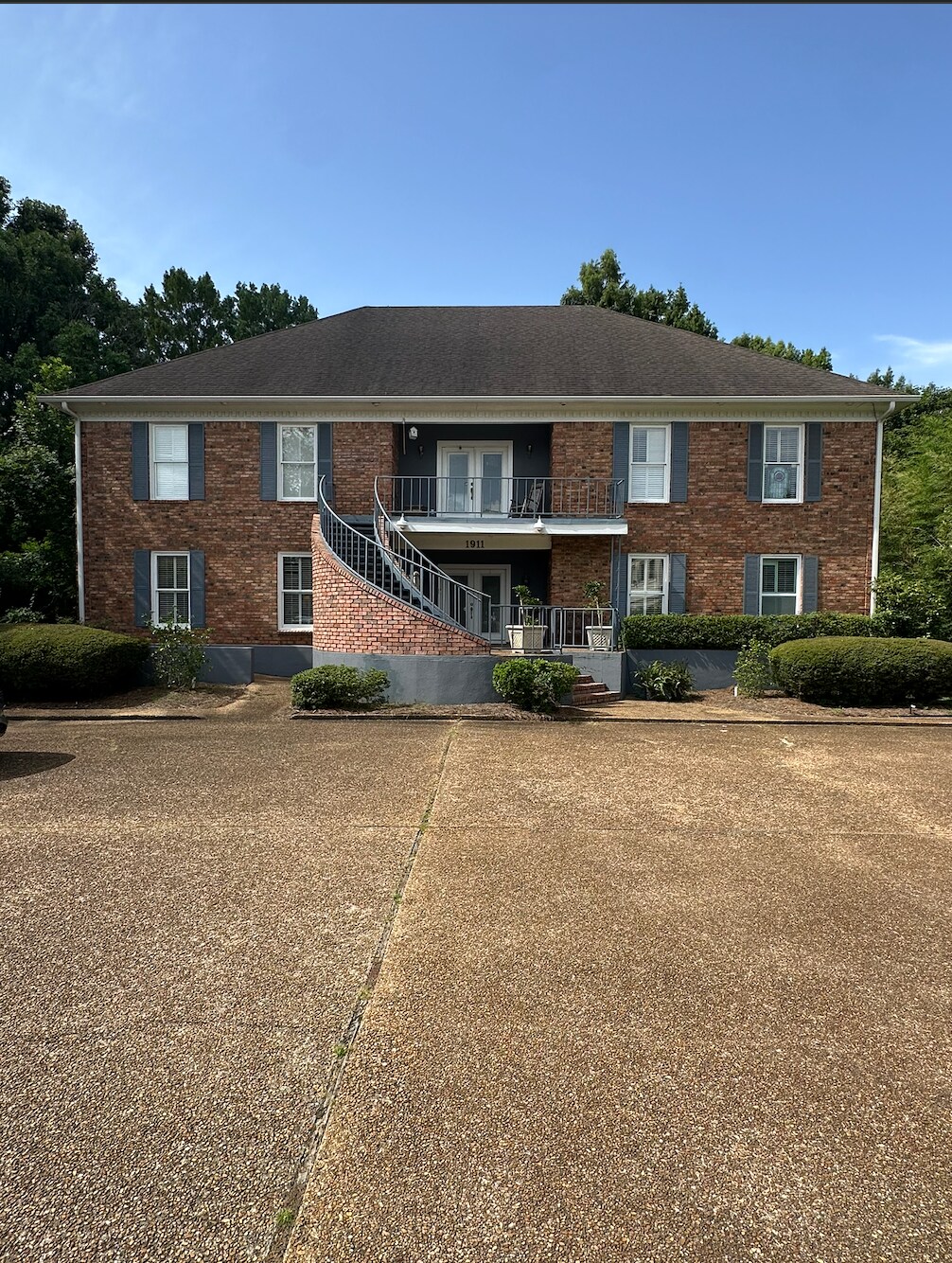 1911 Dunbarton Dr, Jackson, MS for sale Building Photo- Image 1 of 19