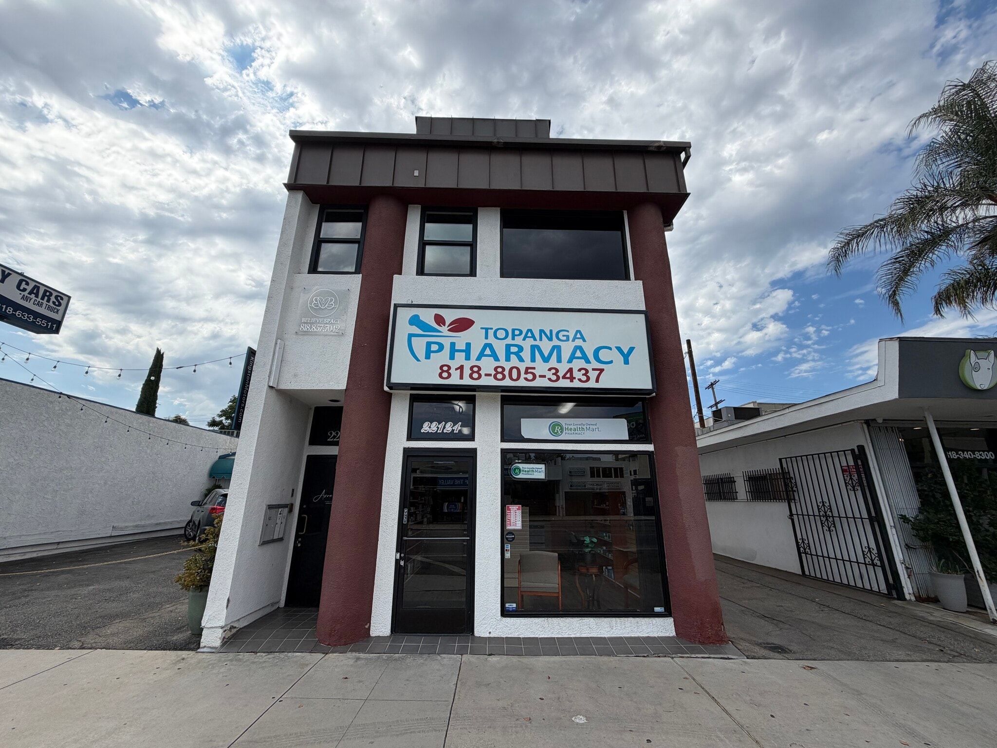 22124 Ventura Blvd, Woodland Hills, CA for lease Building Photo- Image 1 of 9