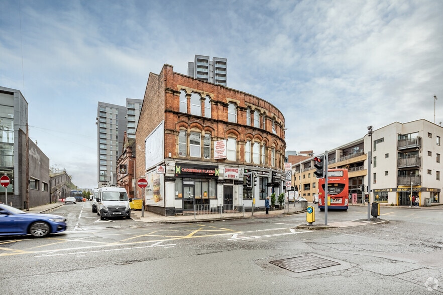 187-189 Chapel St, Salford for lease - Building Photo - Image 3 of 14