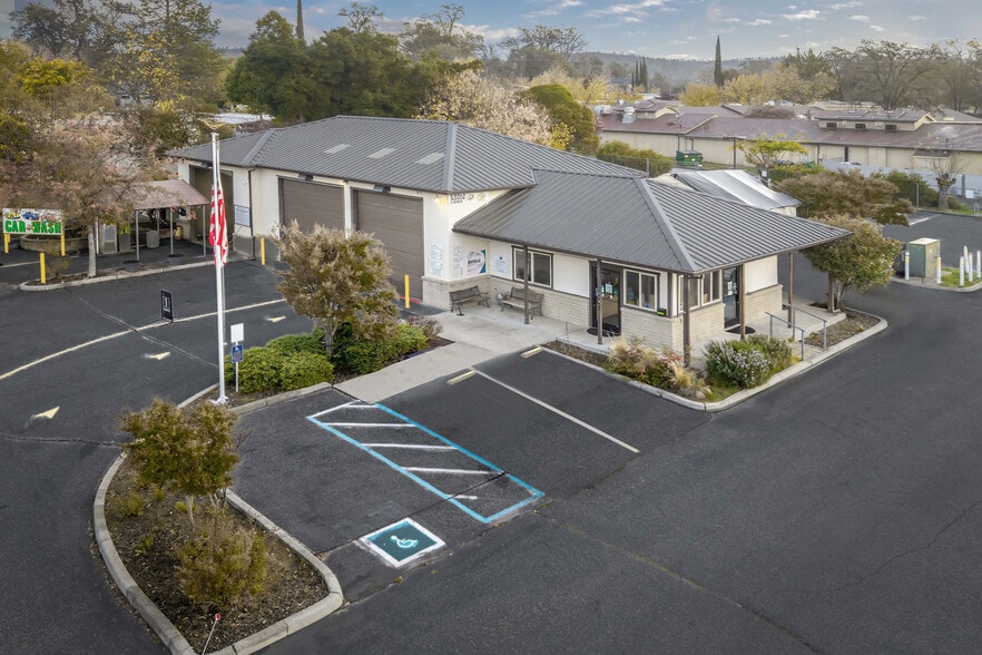 17548 Penn Valley Dr, Penn Valley, CA à vendre - Photo du bâtiment - Image 3 de 31