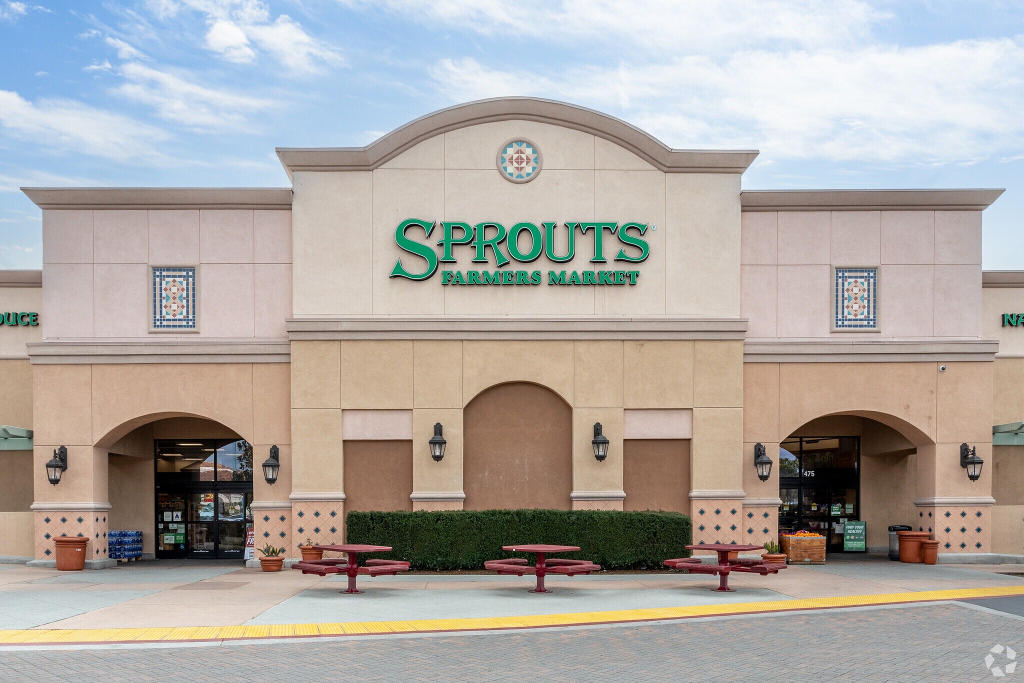 473-499 E Alessandro Blvd, Riverside, CA à louer Photo du bâtiment- Image 1 de 15