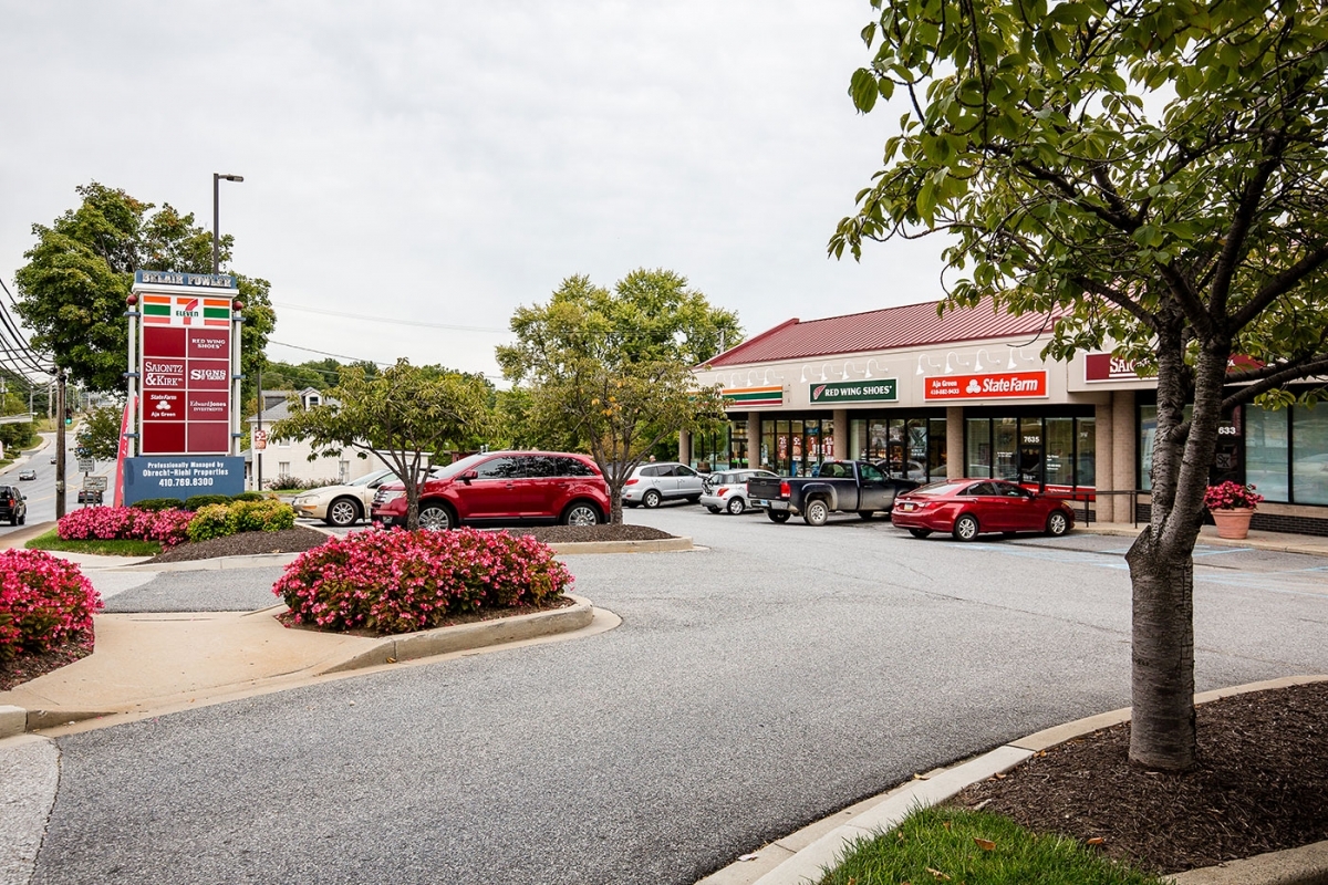 7621-7641 Belair Rd, Nottingham, MD à louer Photo du b timent- Image 1 de 7