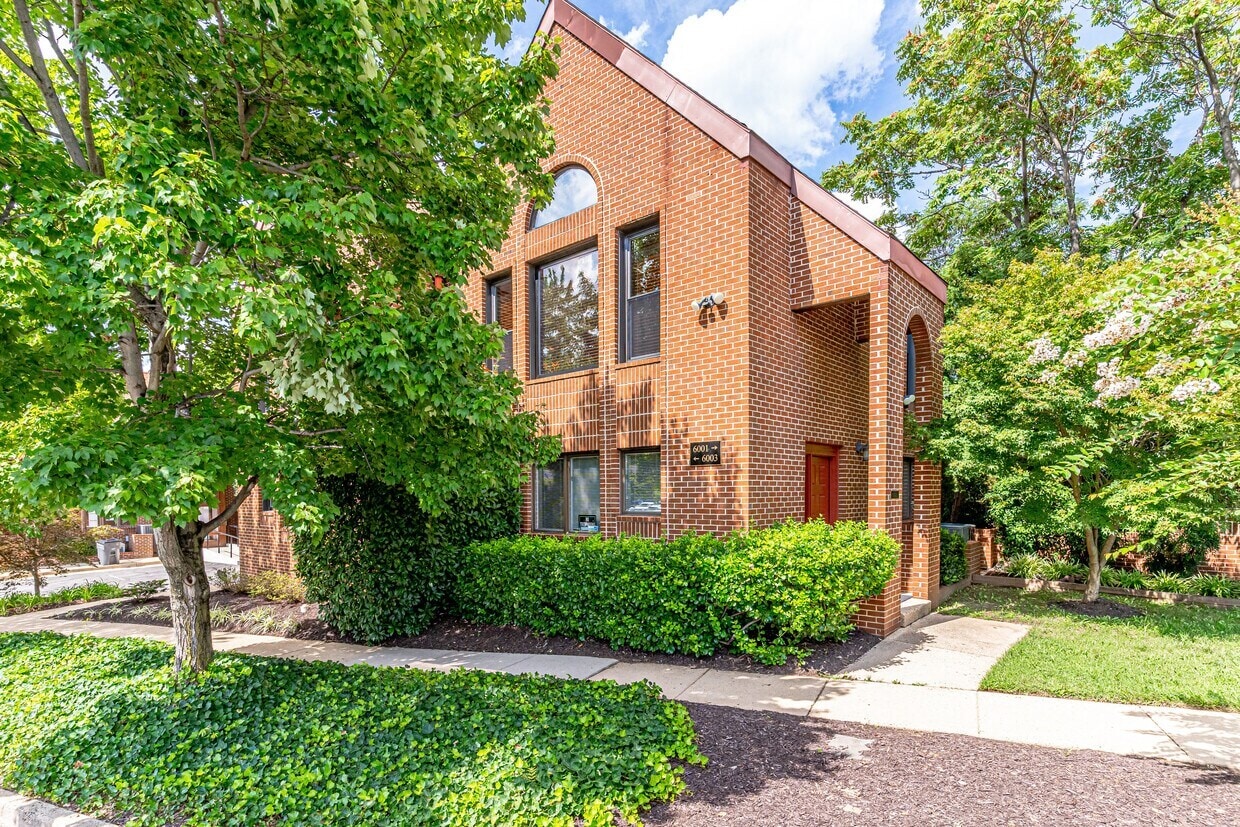 6001-6003 Tower Ct, Alexandria, VA 22304 - Unité 6001 - - Photo intérieure - Image 1 of 8