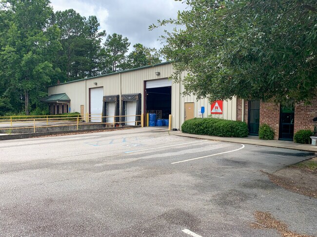 Plus de détails pour 7421 W Spartan Blvd, Charleston, SC - Industriel à louer
