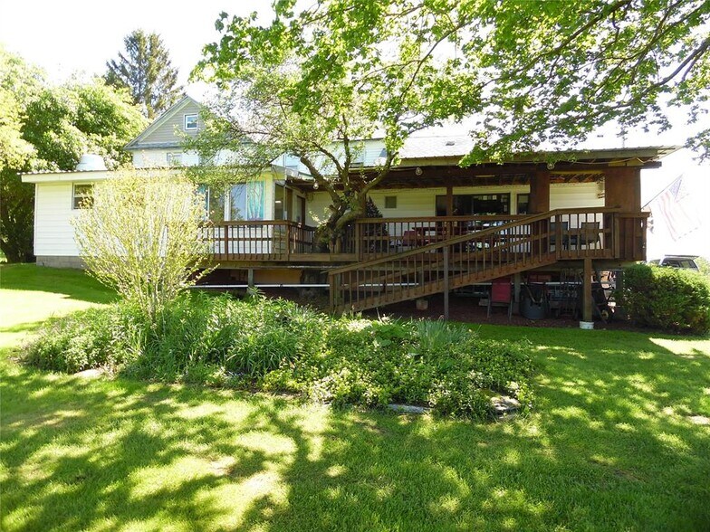 14 Dr Duggan Rd, Bethel, NY à vendre - Photo du bâtiment - Image 2 de 5