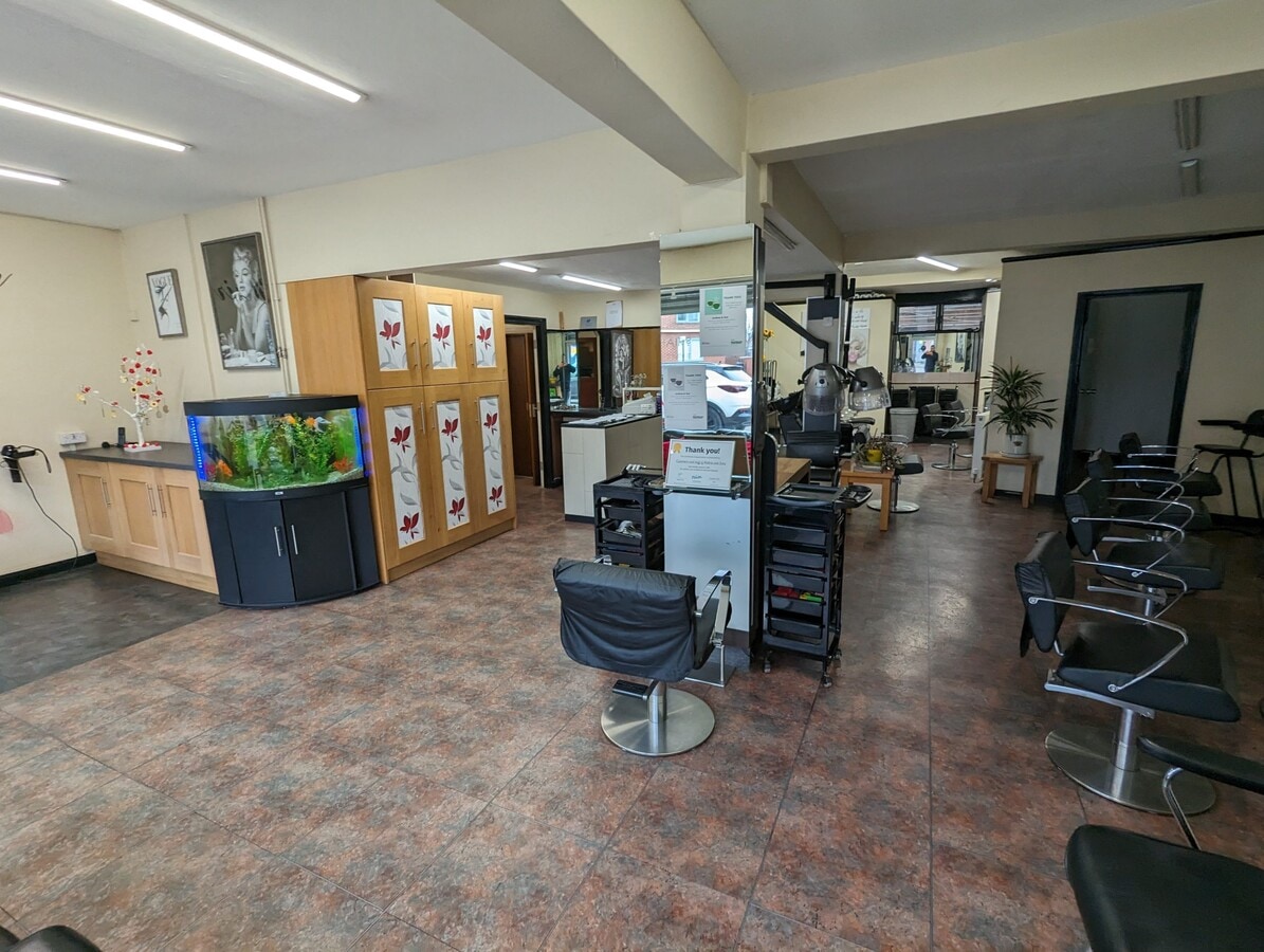 252-256 St. Albans Rd, Watford, HRT WD24 4AX - Unité 252 -  - Photo intérieure - Image 2 of 2