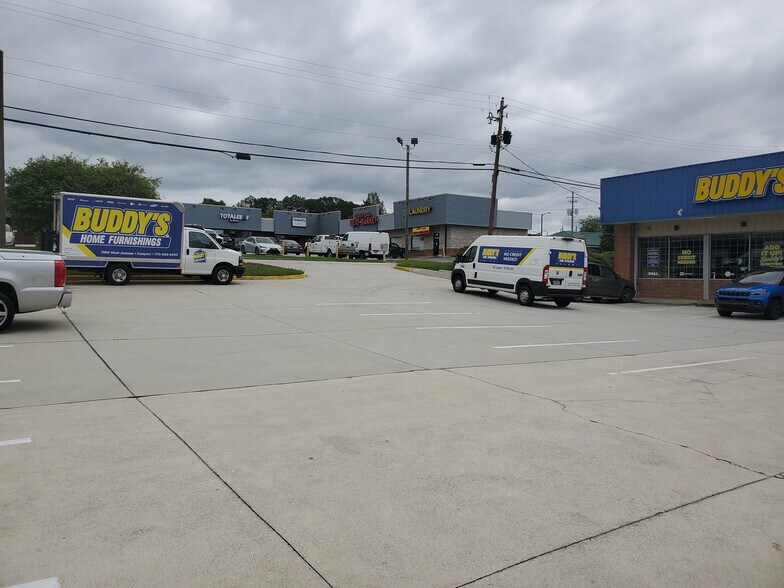 1190-1200 West Ave, Conyers, GA à vendre - Photo du bâtiment - Image 2 de 7