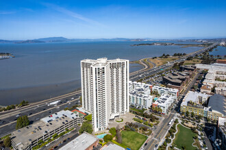 6363 Christie Ave, Emeryville, CA - AÉRIEN  Vue de la carte