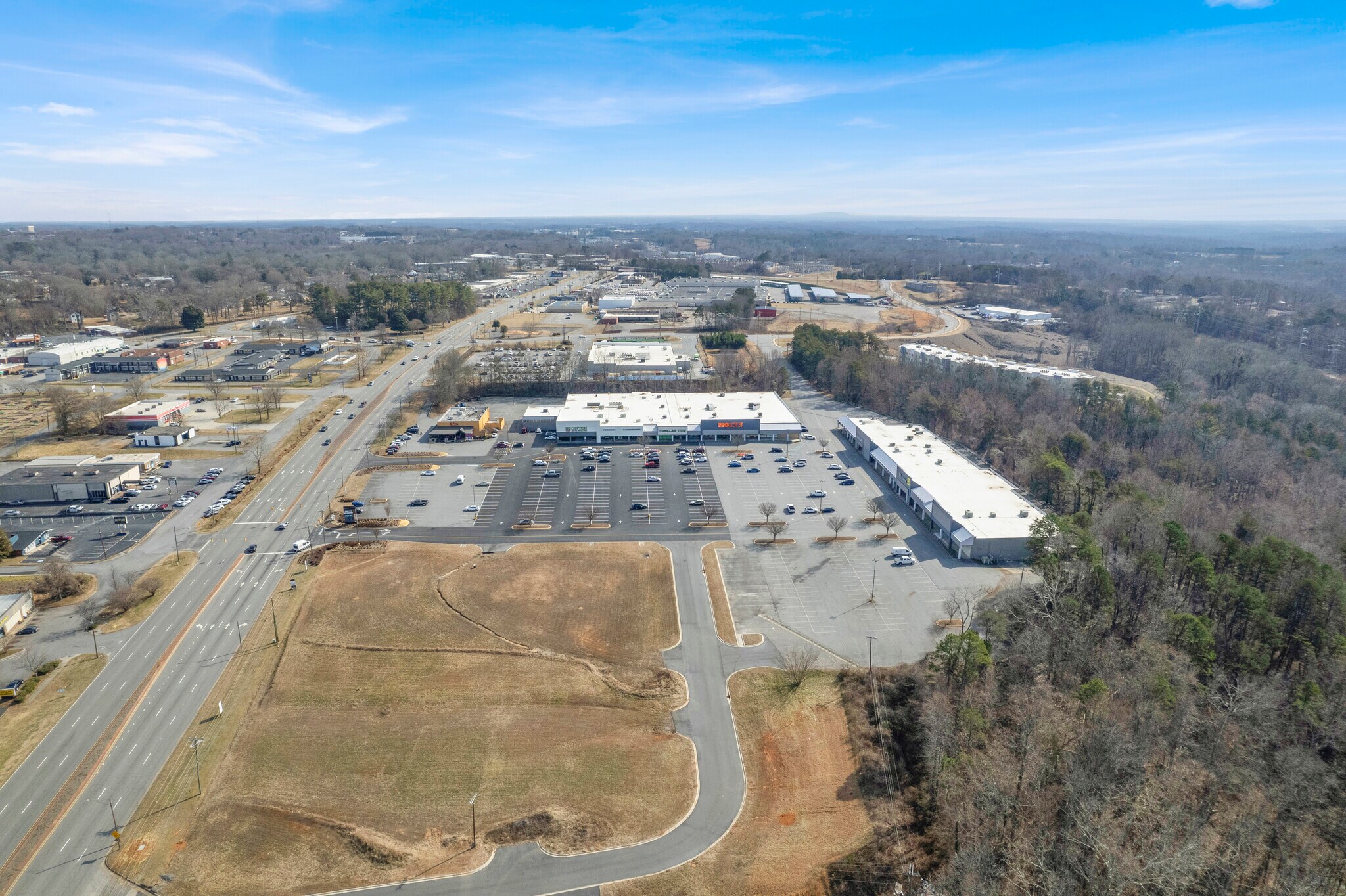 499 US Highway 70 SW, Hickory, NC à louer Aérien- Image 1 de 2