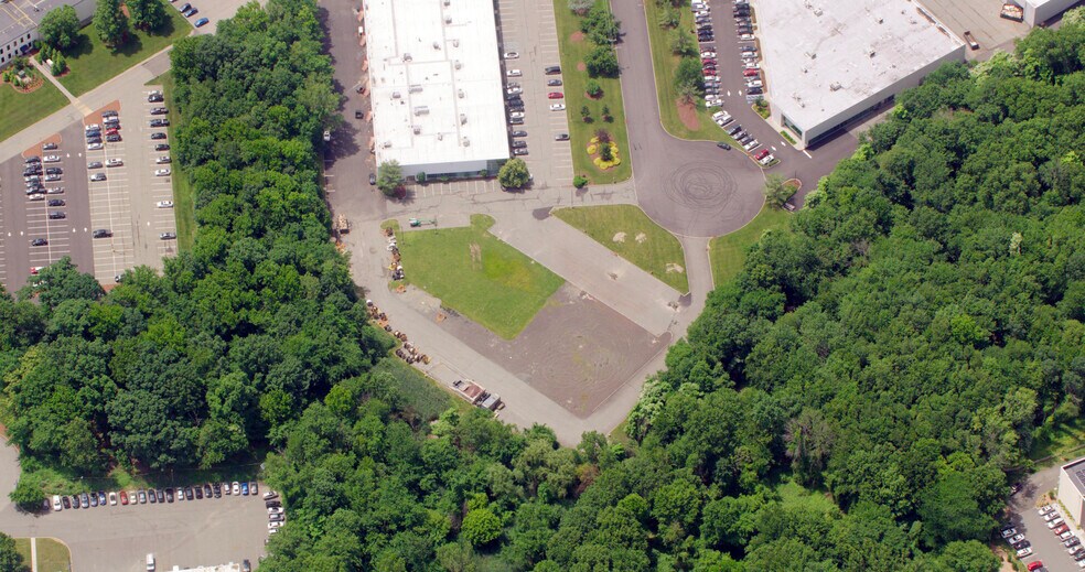 1 Commerce Way, Totowa, NJ à louer - Aérien - Image 2 de 3