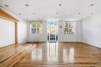 2135 1st Ave, New York, NY for lease Interior Photo- Image 2 of 10