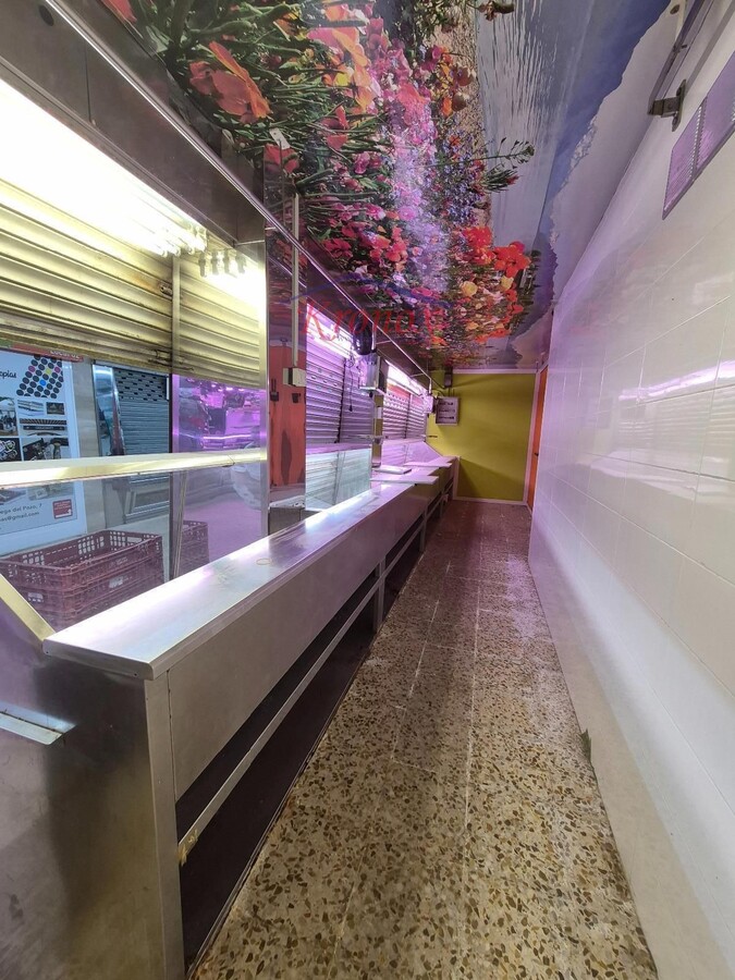 Madrid, MAD 28032 - - - Interior Photo - Image 2 of 5