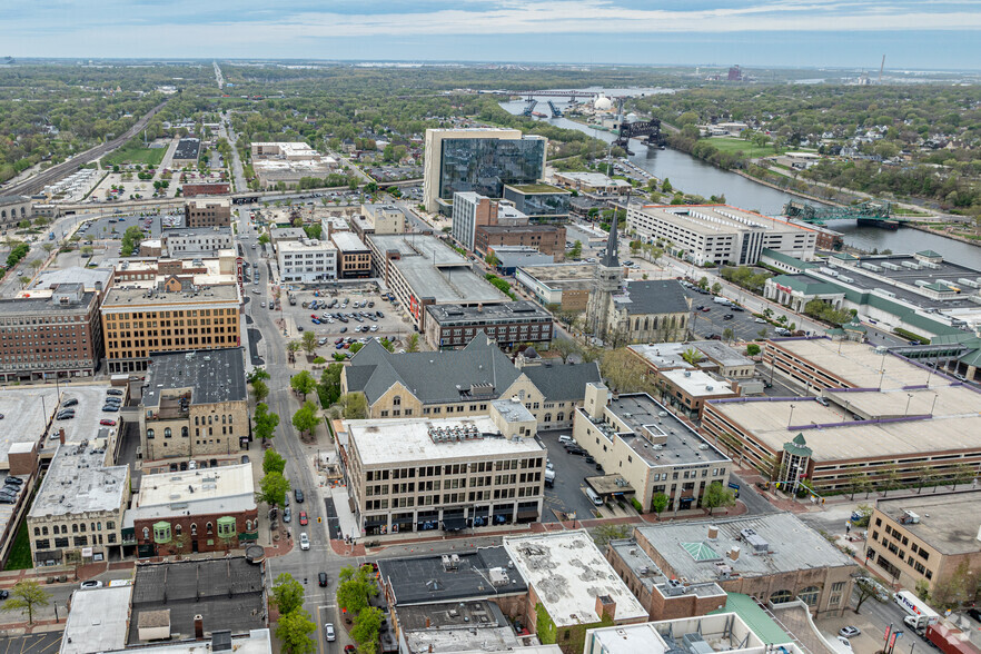 2-24 W Cass St, Joliet, IL for lease - Aerial - Image 3 of 4