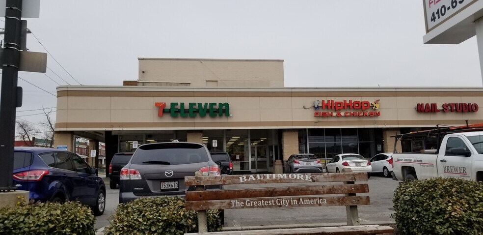 5400-5455 Reisterstown Rd, Baltimore, MD à louer - Photo du bâtiment - Image 3 de 4