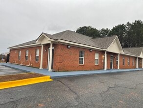 1234 Commerce Dr, Auburn, AL à louer Photo du bâtiment- Image 1 de 2