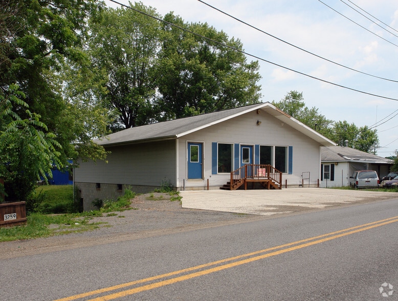 3249 Coral Rd, Malvern, OH for sale - Building Photo - Image 2 of 29
