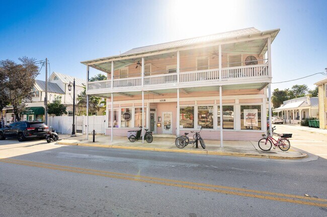 Plus de détails pour 1018 Truman Ave, Key West, FL - Flex à vendre