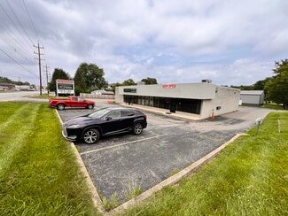 Plus de détails pour 810 Ohio Pike, Withamsville, OH - Bureau/Commerce de détail à louer