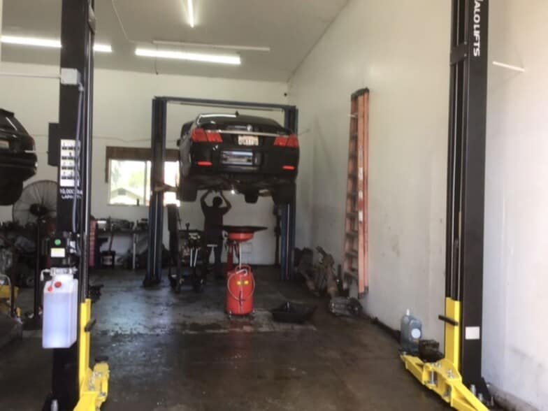 3964 Willowside Ln, Spring Valley, CA for sale - Building Photo - Image 3 of 7