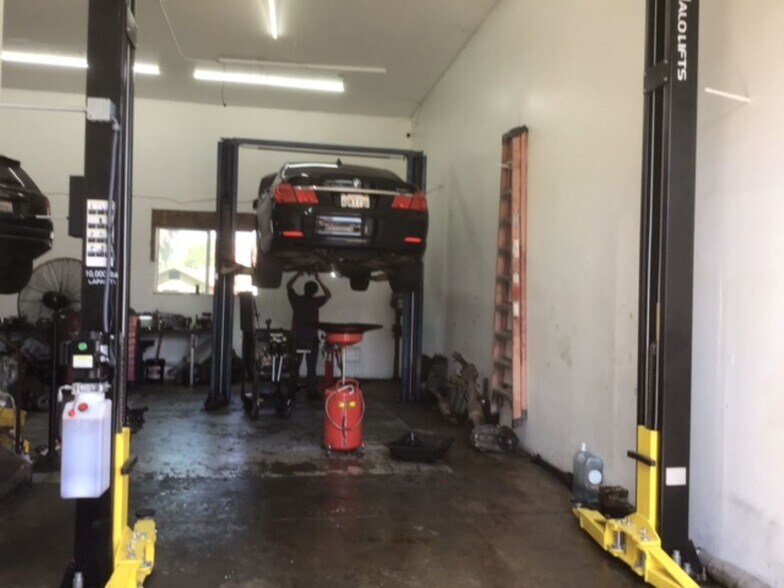 3964 Willowside Ln, Spring Valley, CA à vendre - Photo du bâtiment - Image 3 de 7