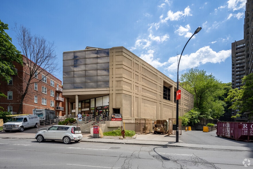 4824 Ch De La Côte-Des-Neiges, Montréal, QC for sale - Primary Photo - Image 1 of 2
