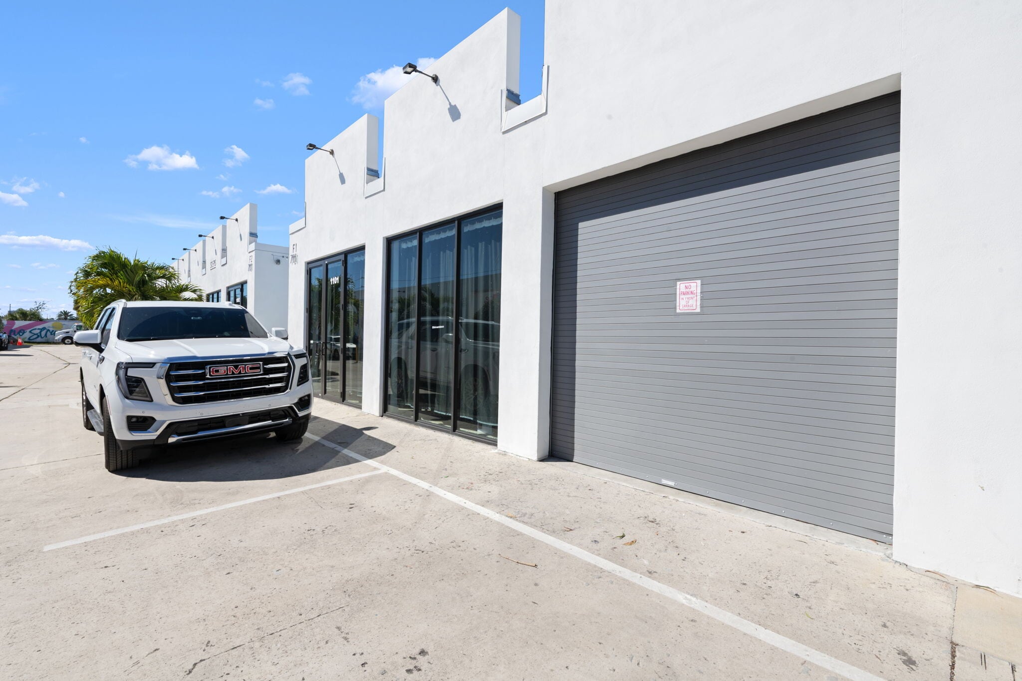 710 NW 5th Ave, Fort Lauderdale, FL for lease Interior Photo- Image 1 of 4