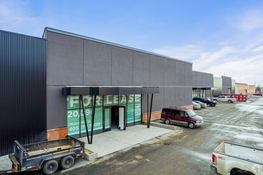 1010 42nd Ave SE, Calgary, AB à vendre - Photo principale - Image 1 de 1