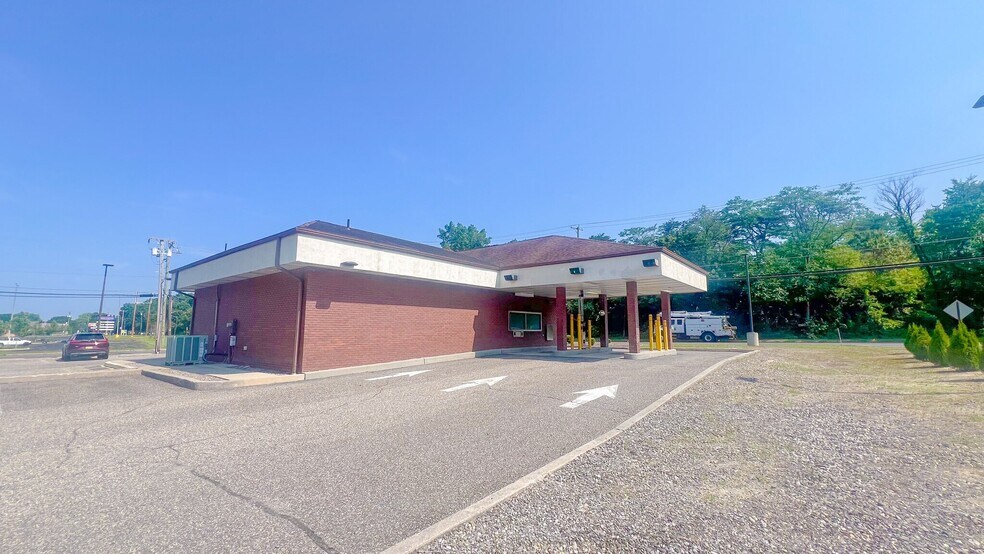 340 S White Horse Pike, Berlin, NJ à louer - Photo du bâtiment - Image 2 de 8