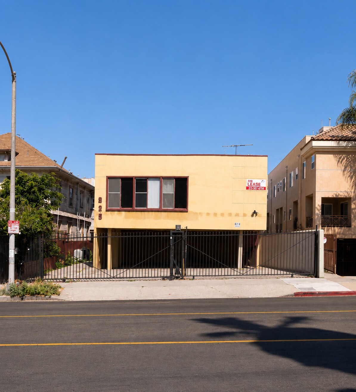 325 S Westlake Ave, Los Angeles, CA à vendre Photo du bâtiment- Image 1 de 6